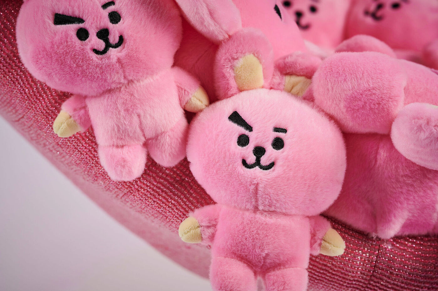 Cooky BT21 Lounge Swivel Chair AP Collection – Collectioni