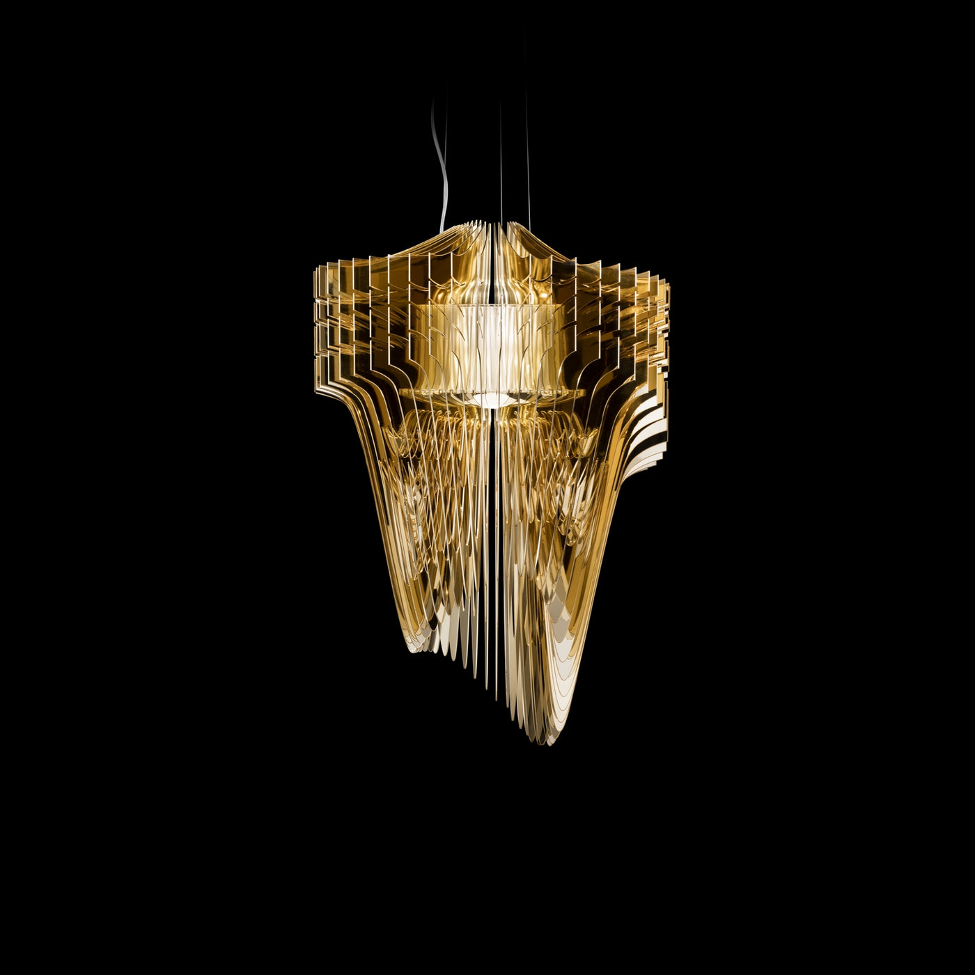 Aria Gold lamp, designed by Zaha Hadid – Collectioni